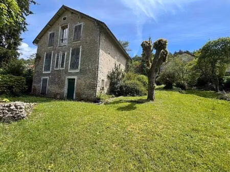 ensemble immobilier d'exception à saclas ? bord de rivière - 2 maisons