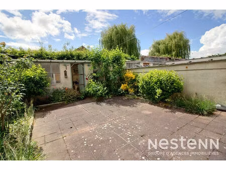 maison sequedin 90 m² - trois chambres - une cour - dépendance - véranda