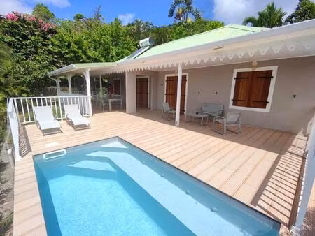 belle maison 3 chambres avec piscine