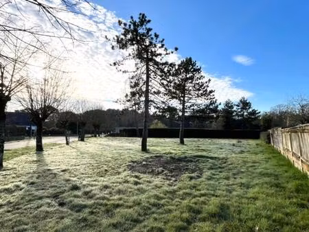 férel: terrain à bâtir de 673m2