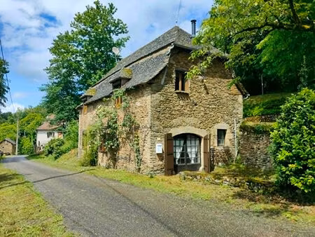 en impasse  maison en pierre 4 pièces 110 m2