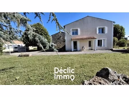 maison en pierre
