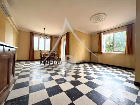 maison familiale t5 de 130 m² avec triple garages à saint-sulpice-sur-lèze