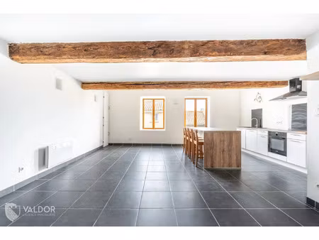 vente appartement 3 pièces 75 m² thoissey (01140)