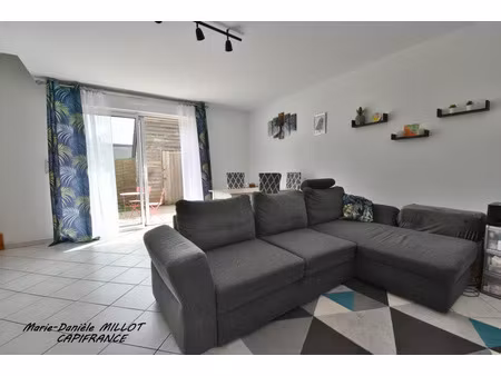 appartement duplex 2 pièces en rez de jardin de 51.50 m² à laval (53)