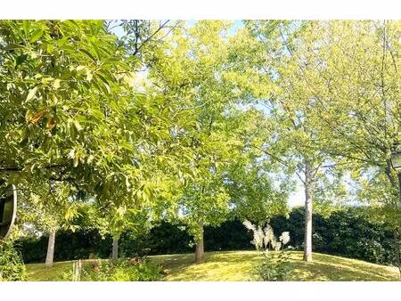 lot de 2 appartements 10 pièce(s) 196 m2