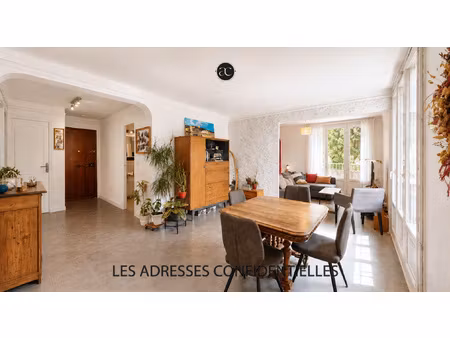 tassin-la-demi-lune appartement 3 pièces  72 m2 garage i