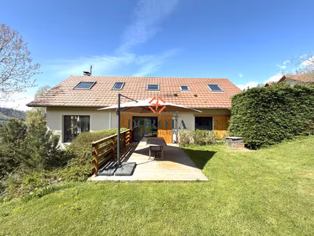 grande maison d'architecte avec vue panoramique