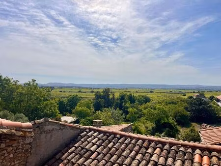maison de village traversante avec terrasse et atelier