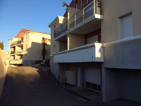 location appartement 3 pièces 65m² caissargues 30132