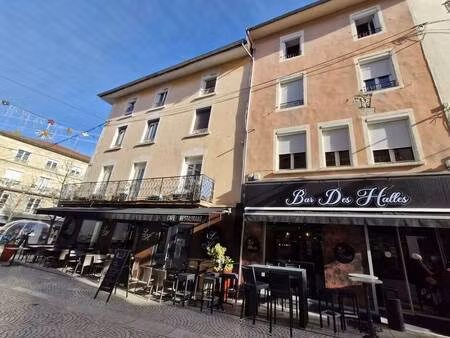 location appartement 2 pièces 37m² bourgoin jallieu 38300