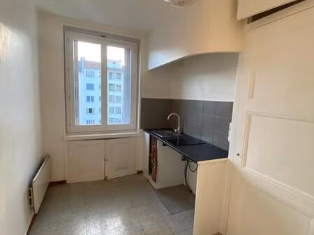 location appartement 2 pièces 49m² lyon 7ème