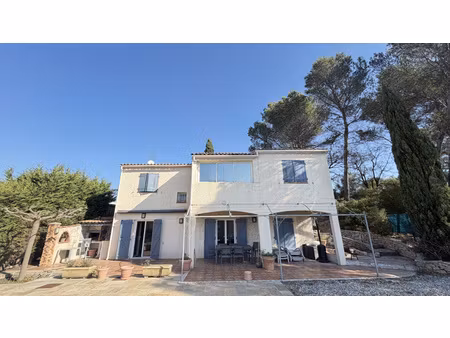maison sur les hauteurs de fuveau