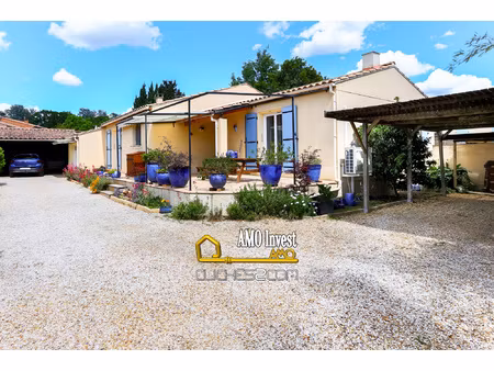 maison de plain-pied 4 chambres 110m2 - eyguières