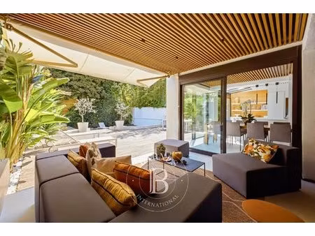 vente-appartement-jardin-jacuzzi-4chambres-marseille 8eme