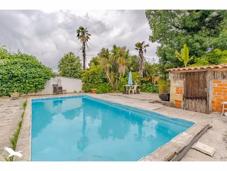 vente maison 7 pièces 174 m² carbon-blanc (33560)