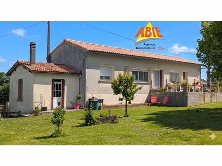 vente maison 4 pièces 83 m² saint-georges-de-rex (79210)