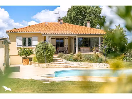 vente maison 6 pièces 140 m² longueville (47200)