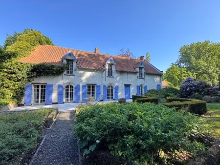 een uitermate charmerijk pand gesitueerd op een unieke locatie