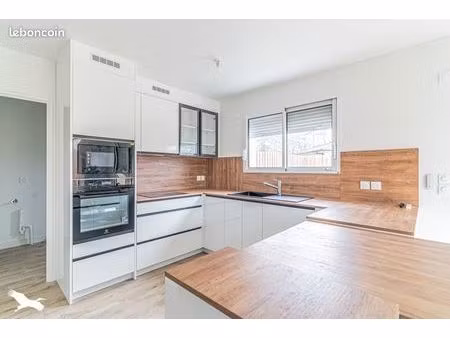 maison 6 pièces 117 m²