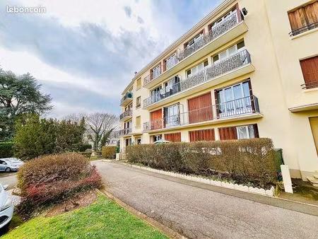 appartement t3  65 m²  box cave