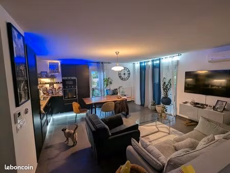 bel appartement neuf à noyarey