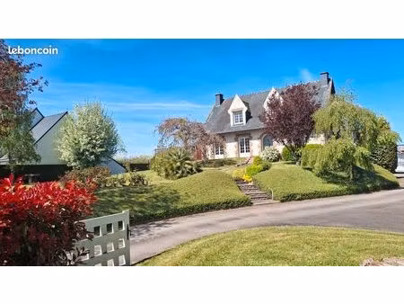 grande maison néo bretonne - 7 pièces