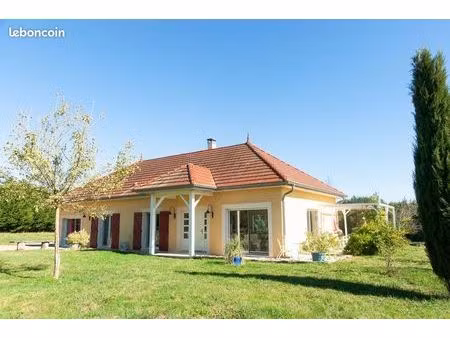 maison plain-pied avec grand terrain secteur louhans et lons-le-saunier