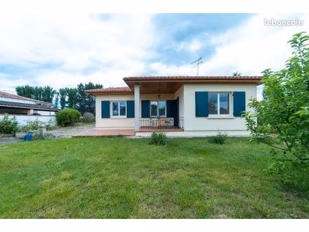 maison 3 chambres  grand terrain