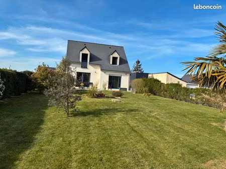 a vendre très belle maison lumineuse