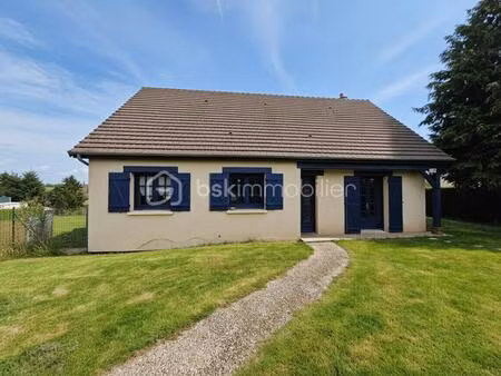 maison de 110 m² à rugles