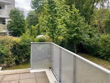 t3 récent avec jardin et pariing