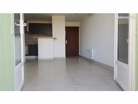 t2 lumineux 35m2 proximité de nîmes