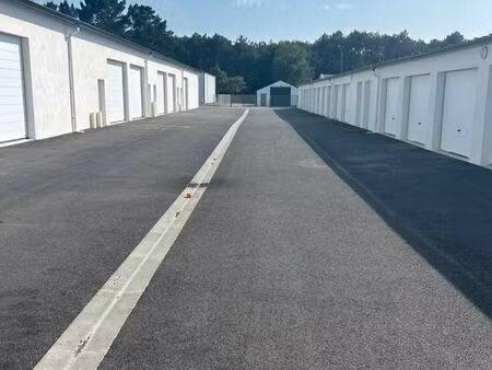 garage box de stockage