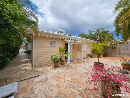 location villa t4 avec piscine - les trois-ilets martinique