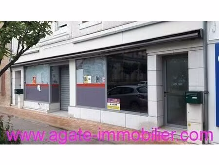 location local commercial 248m²