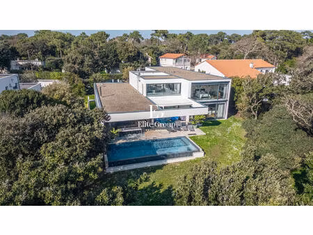 a vendre villa d'exception à vaux-sur-mer - 500 m2 - 13 pièces