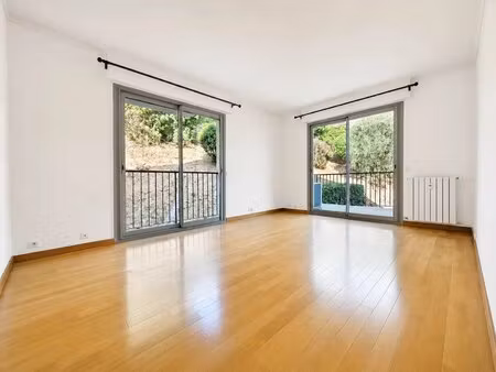 location appartement 3 pièces 68m² cannes 06400