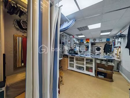local d'activités de 27 m² à nemours