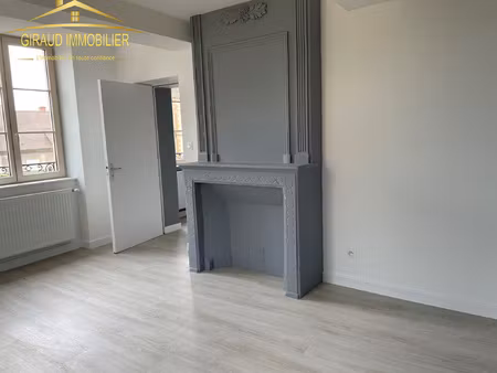 location appartement 2 pièces 35m² marcigny 71110