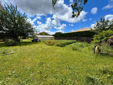 vente maison 2 pièces  75.00m²  tosse