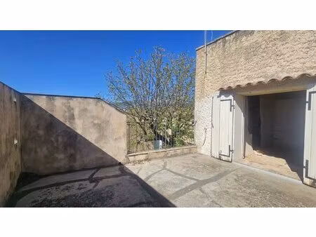maison de village à rénover- fort potentiel à villes sur auzon