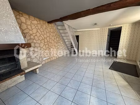 maison avec terrasse de 114.83m² - villemontais