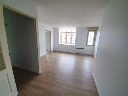 location appartement 2 pièces 49m² arras 62000