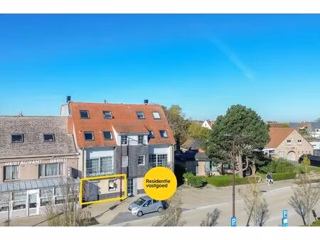 modern gelijkvloers appartement met 2 slaapkamers– op slechts 500m van strand en zee!