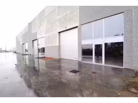 nieuwbouw loods van 264m² te huur langs de diksmuidsesteenweg te hooglede/roeselare