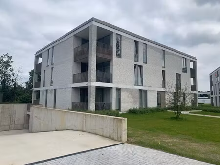 energie zuinig 2 slaapkamer appartement te huur in het hart van diepenbeek.