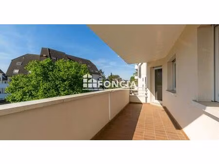 3 pieces avec balcon et garage