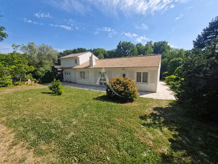 vente maison 4 pièces  99.84m²  landevieille