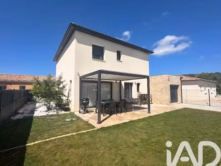 maison traditionnelle à laudun-l’ardoise (30290)